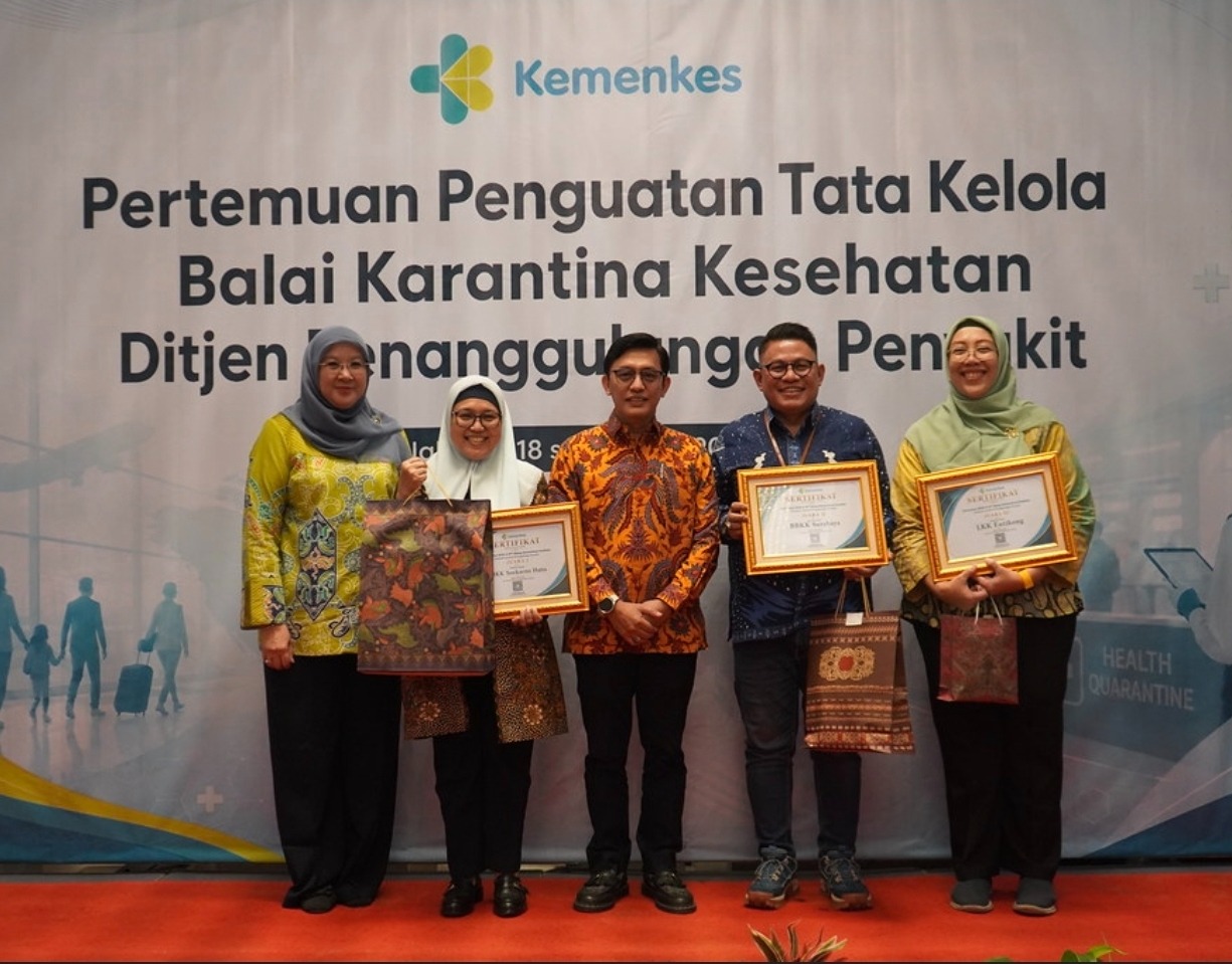 BBKK SOEKARNO-HATTA RAIH PENGHARGAAN PELAKSANA SKDR TERBAIK DARI DITJEN P2 KEMENKES RI