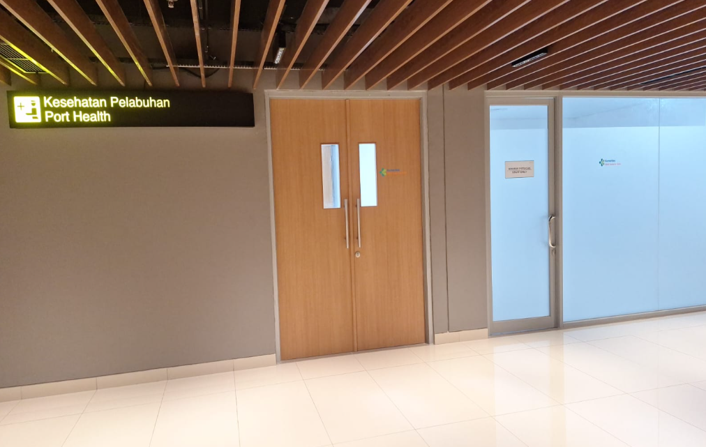 TERMINAL 1 C